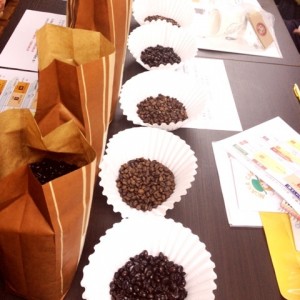 カフェのオープンを目指してがんばっています